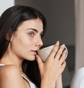 Degustando um delicioso cha 13