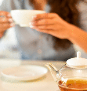 Degustando um delicioso cha 16